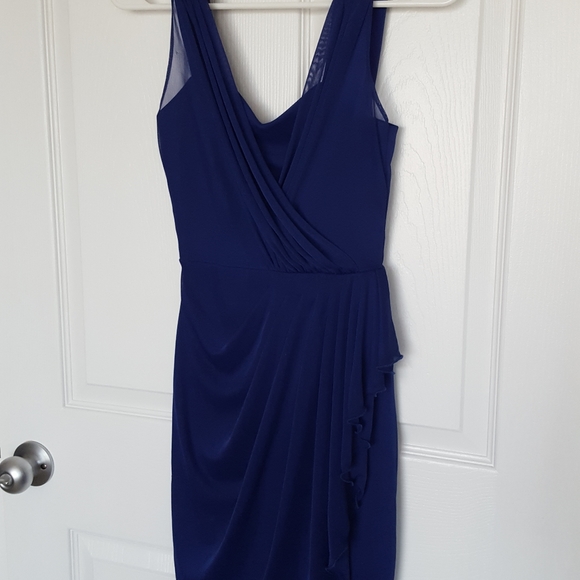 Le chateau dress - Picture 3 of 7